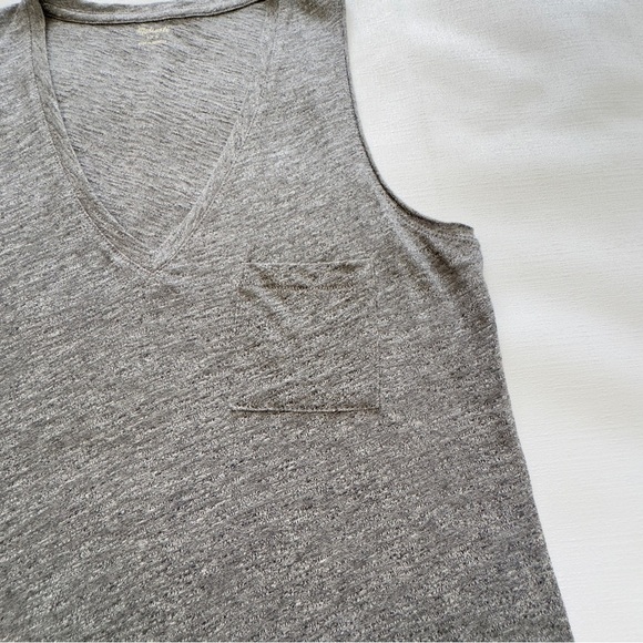 Whisper Cotton V-Neck Pocket Tank Size Small - Picture 3 of 11